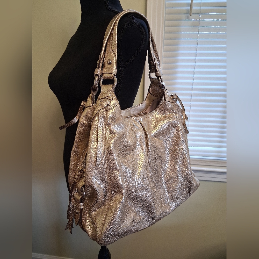 Coach Very Rare Maggie Metallic Crackled Leather Shoulder Bag